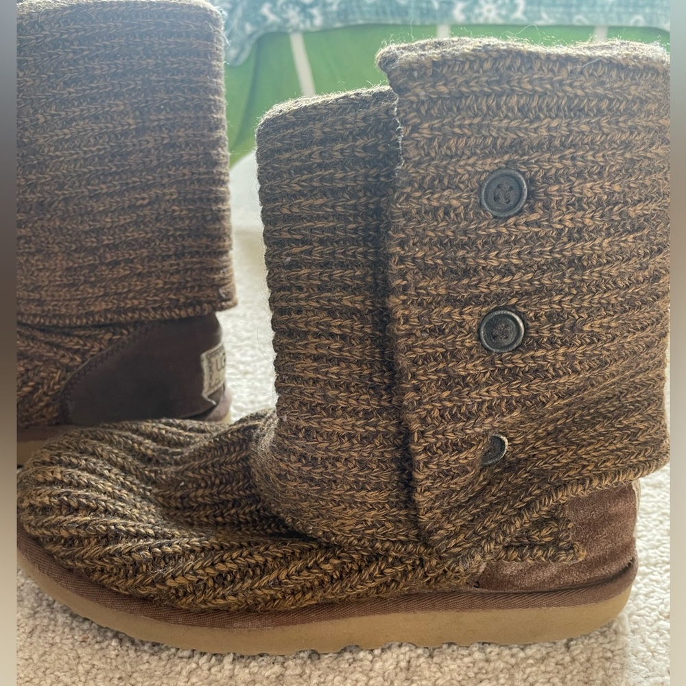 Brown Knit UGGs Women’s size 8 - Picture 7 of 16